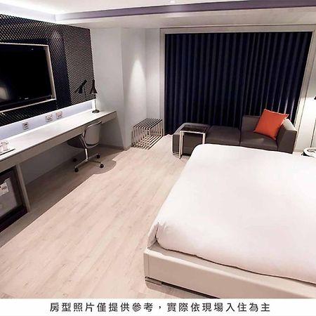Royal Group Hotel Minghua Branch Каосюн Екстериор снимка