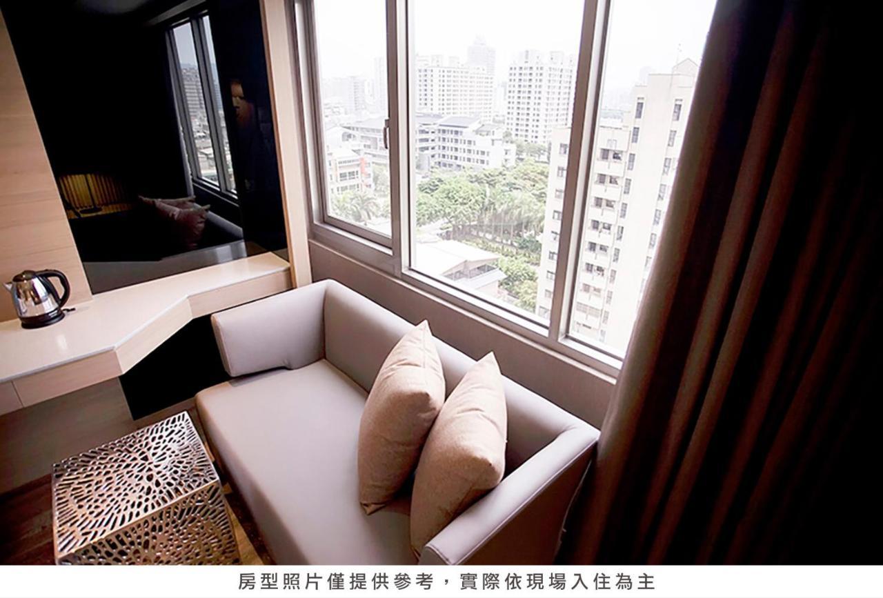 Royal Group Hotel Minghua Branch Каосюн Екстериор снимка