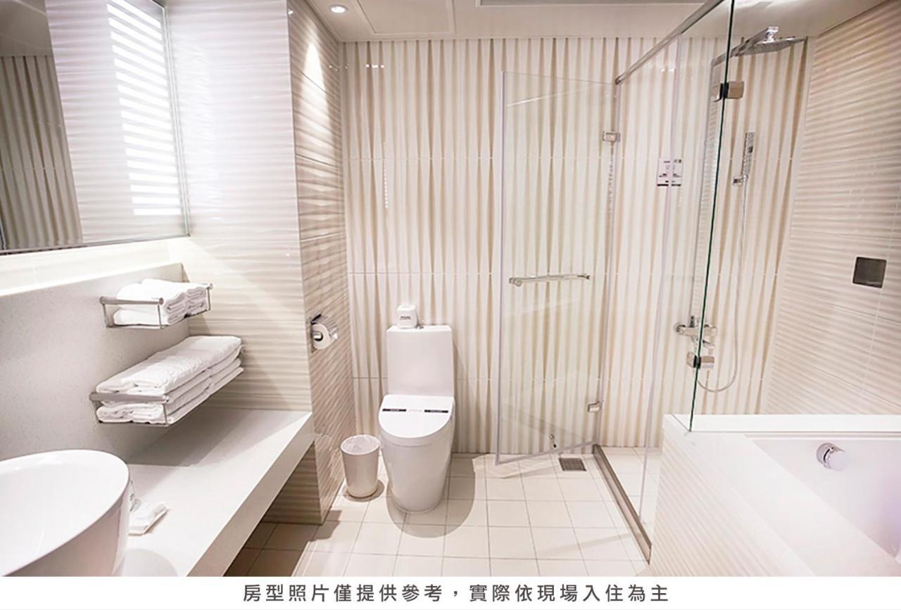 Royal Group Hotel Minghua Branch Каосюн Екстериор снимка