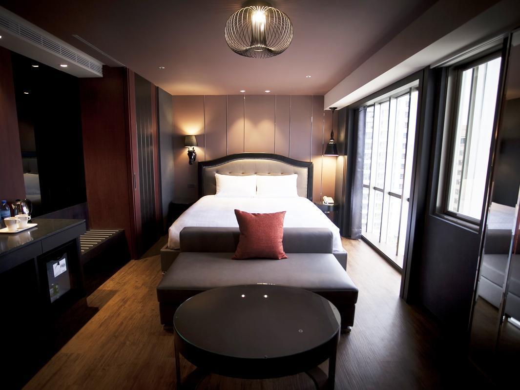 Royal Group Hotel Minghua Branch Каосюн Екстериор снимка